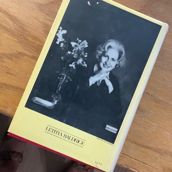 The Amy Vanderbilt Complete Book of Etiquette - Picture 3 of 4